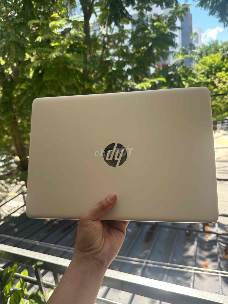 HP 14S Ryzen 5-3500 14 inch 8GB/256GB Trắng. Mua bán Laptop tại Quận Sơn Trà Đà Nẵng được đăng bởi Laptop Cũ Giá Rẻ hình 1