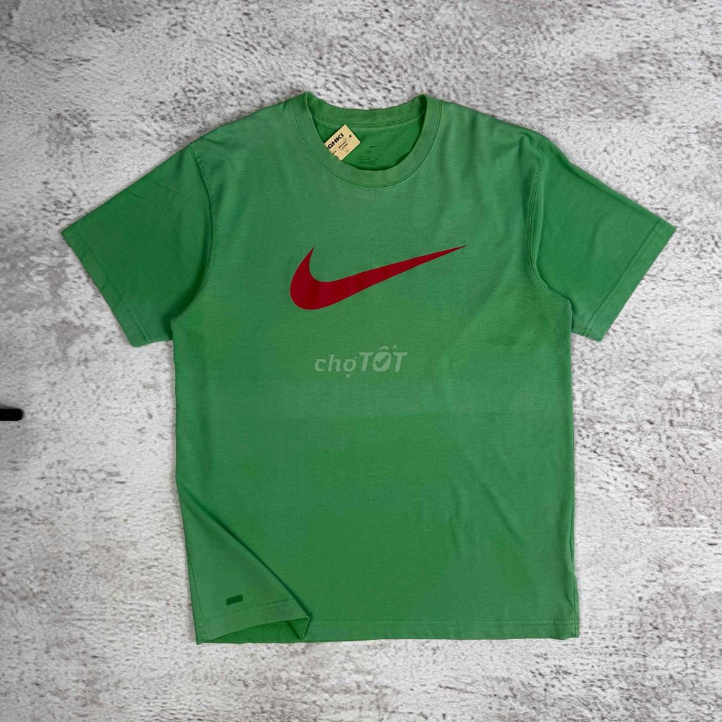 Áo thun Nike Xanh lá L unisex. Mua bán Quần áo tại Quận Ngũ Hành Sơn Đà Nẵng được đăng bởi Bạch Lê Hoàng hình 1