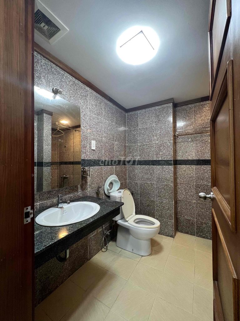 Spacious 2-bedroom lake-view apartment at Hoàng Anh Gia Lai — photo 7