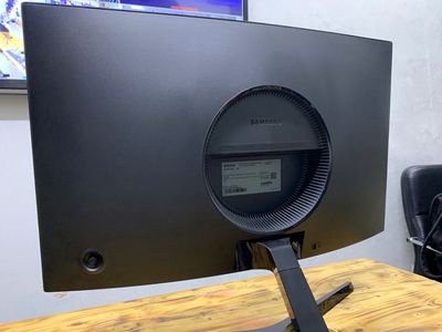Màn hình Samsung C24RG50FQE Màn Cong 144Hz,Full HD. Mua bán Phụ kiện (Màn hình, Chuột...) tại Quận Thanh Xuân Hà Nội được đăng bởi trần văn doanh
