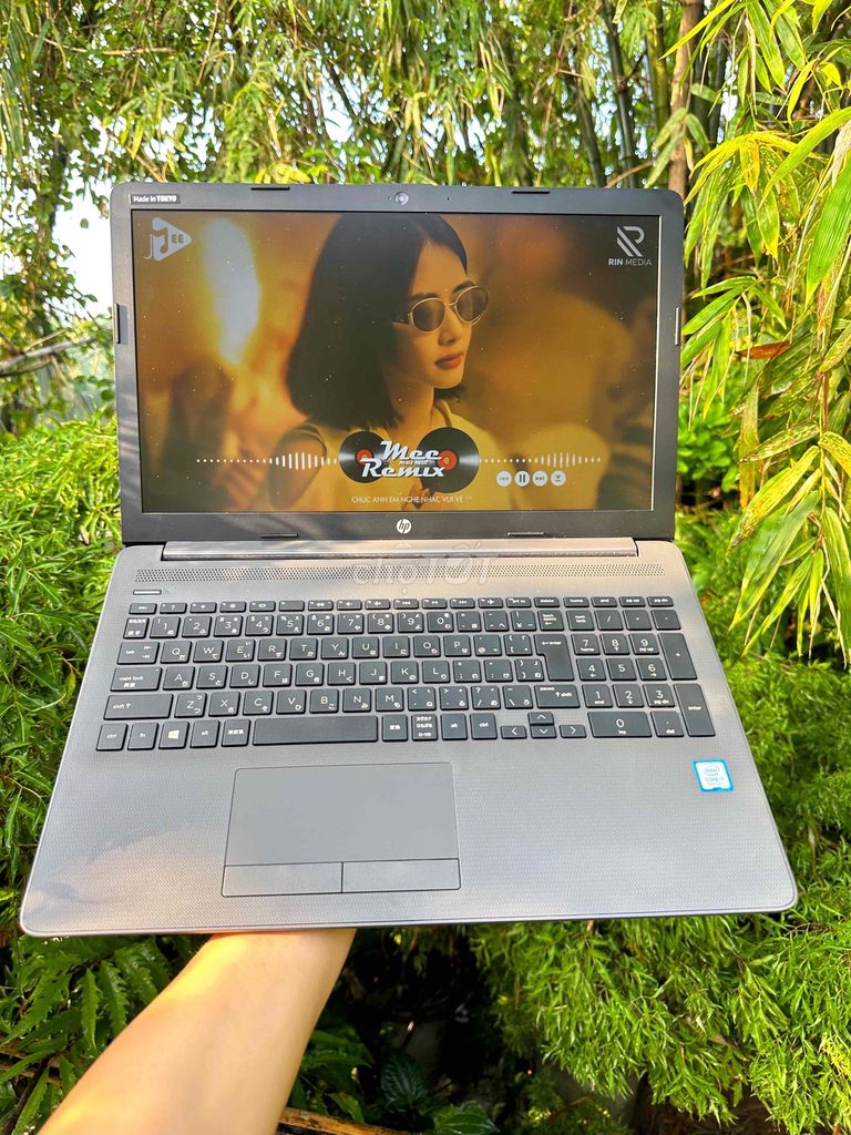 laptop Hp 250g7 i5th8 ram8gb ssd256gb 15.6inch. Mua bán Laptop tại Thành phố Vĩnh Long Vĩnh Long được đăng bởi Ngà Trần hình 1