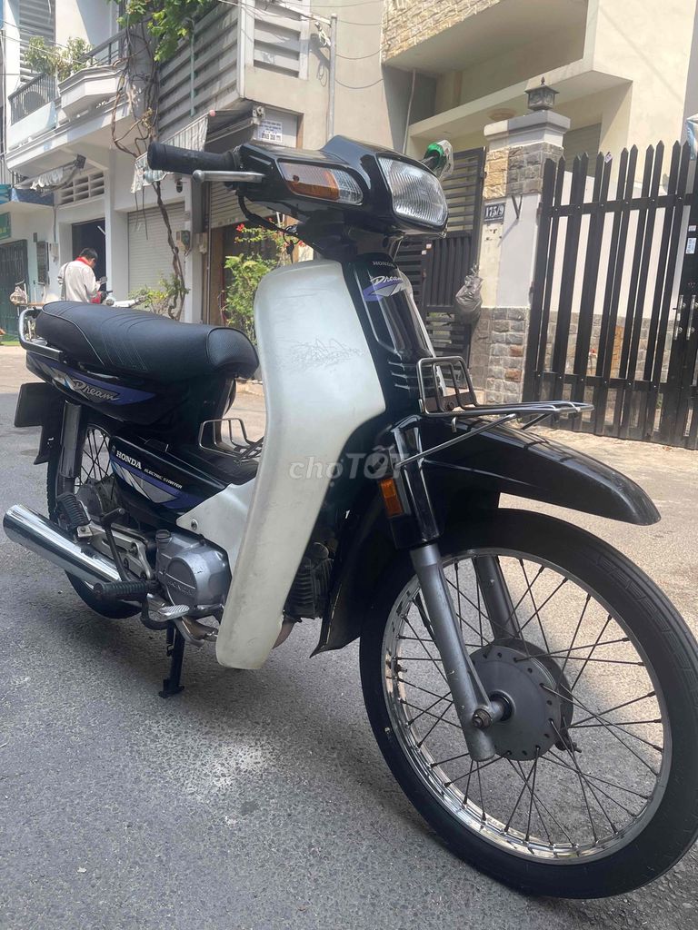Honda Dream lùm 1994 bstp chạy ngon lành. Mua bán Xe máy tại Quận Gò Vấp Tp Hồ Chí Minh được đăng bởi Nam Nguyễn hình 6