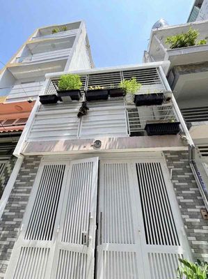 Townhouse 28 m² · 2 bed · Đường Nguyễn Văn Đậu
