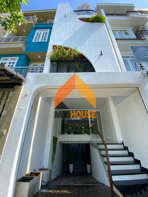 Townhouse 80 m² · 4 bed · Đường Cao Đức Lân