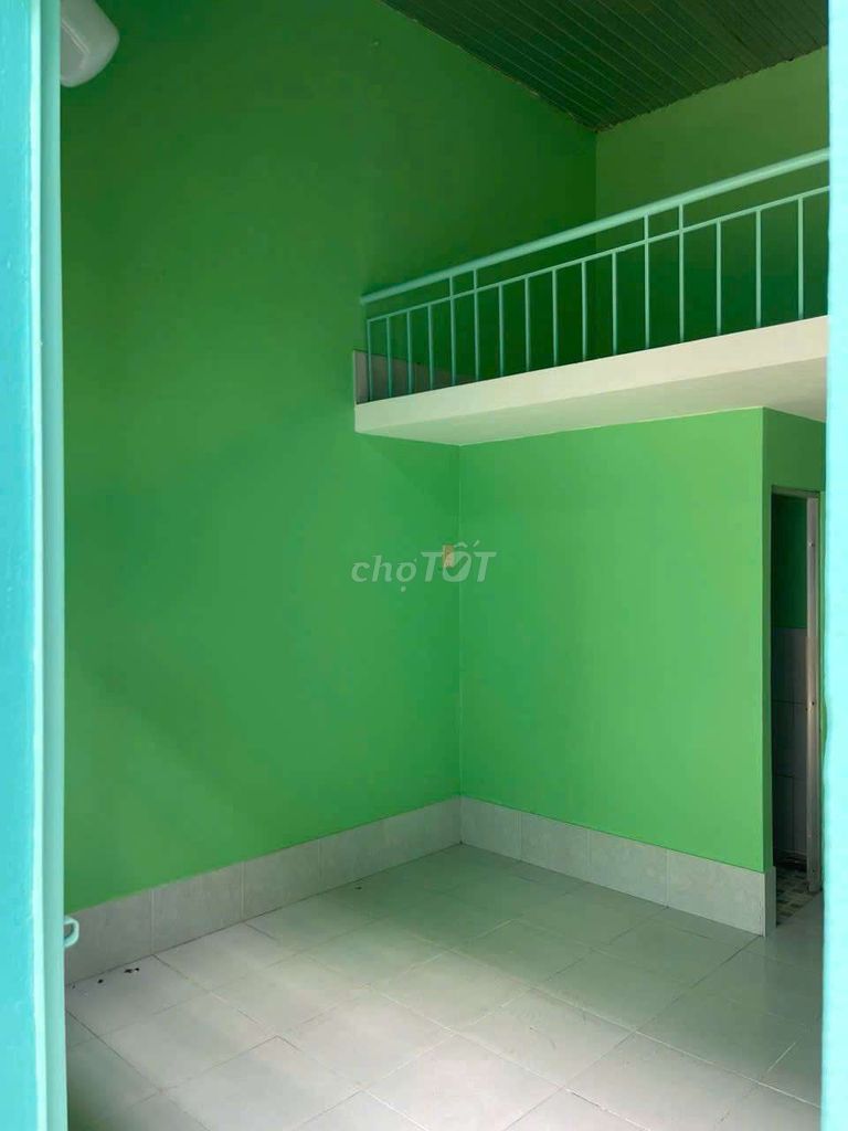 Cho thuê phòng trọ linh xuân thủ đức 25m2 nhà trống có gác cao ở liền