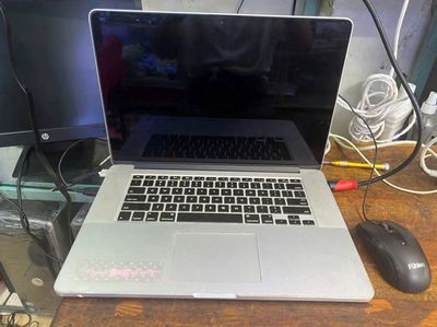 Thanh Lý Macbook Pro 2013 Bể Màn hình. Mua bán Laptop tại Quận 1 Tp Hồ Chí Minh được đăng bởi Phạm Nguyễn Minh Hoàng