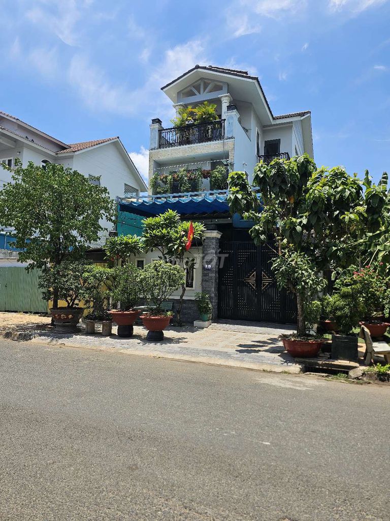 Biệt thự song lập KDC KHANG ĐIỀN. Mua bán nhà ở tại Thành phố Thủ Đức Tp Hồ Chí Minh được đăng bởi Tám ken hình 2