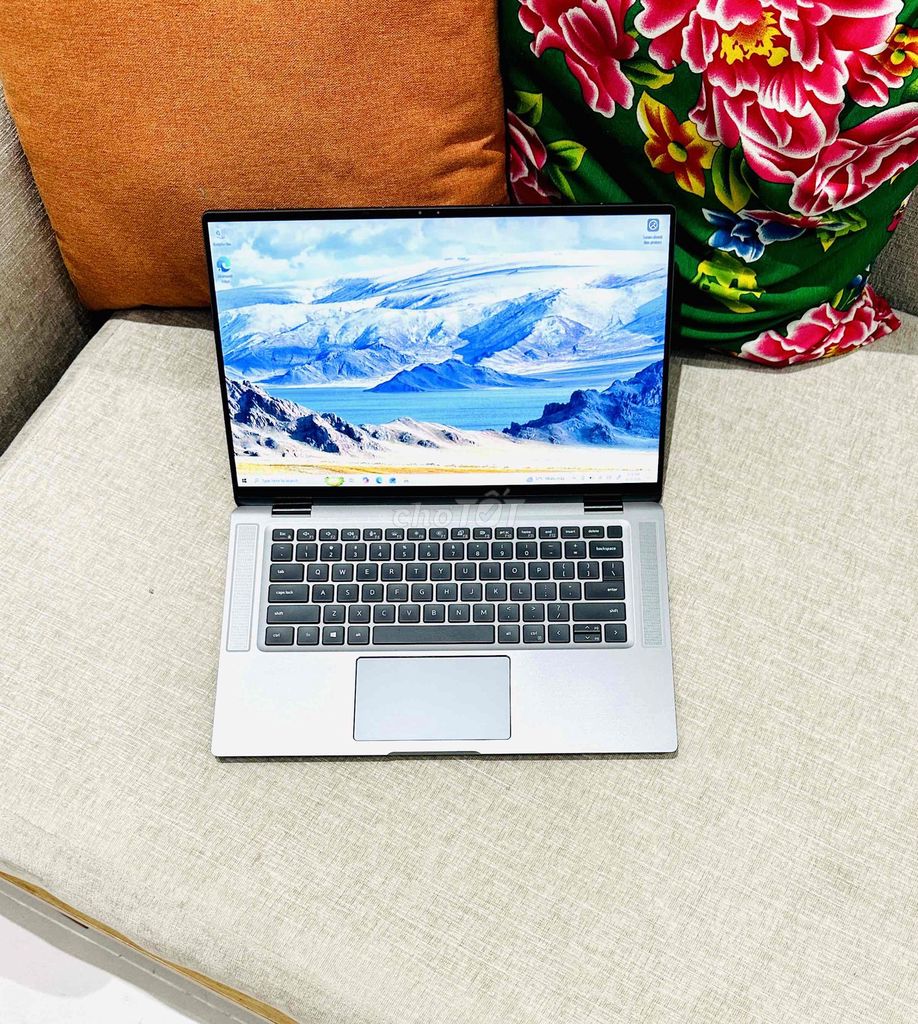 Dell Latitude 9520 2in1 US i7 16GB/512GB like new. Mua bán Laptop tại Quận Hồng Bàng Hải Phòng được đăng bởi Trần Mạnh Cường hình 1