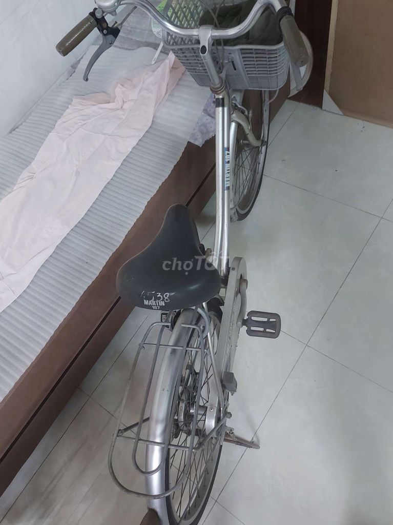 Xe đạp martin nhôm màu bạc. Mua bán Xe đạp tại Thành phố Bến Tre Bến Tre được đăng bởi Nguyễn Oanh hình 2