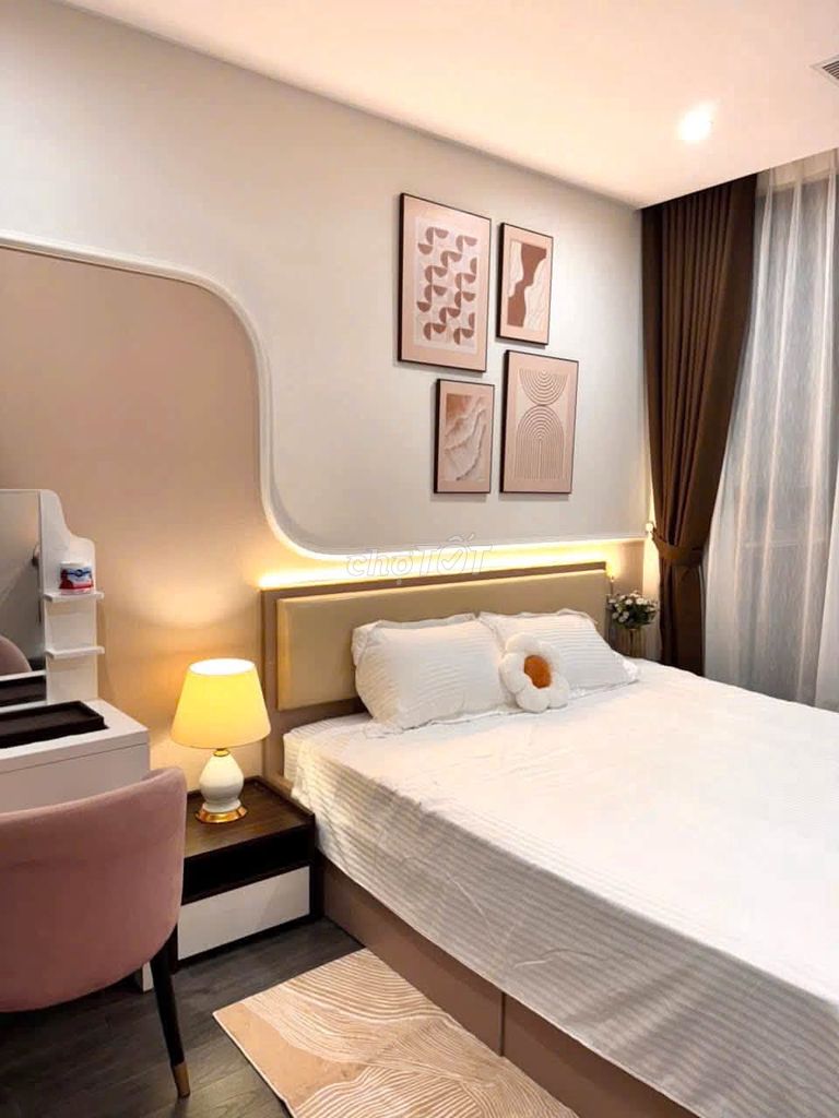 Квартира с 1 спальней в Vinhomes Ocean Park, красивый интерьер