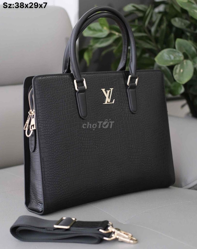 Túi Nam LV Cao Cấp. Mua bán Túi xách tại Quận Bình Tân Tp Hồ Chí Minh được đăng bởi Trúc Phương hình 1