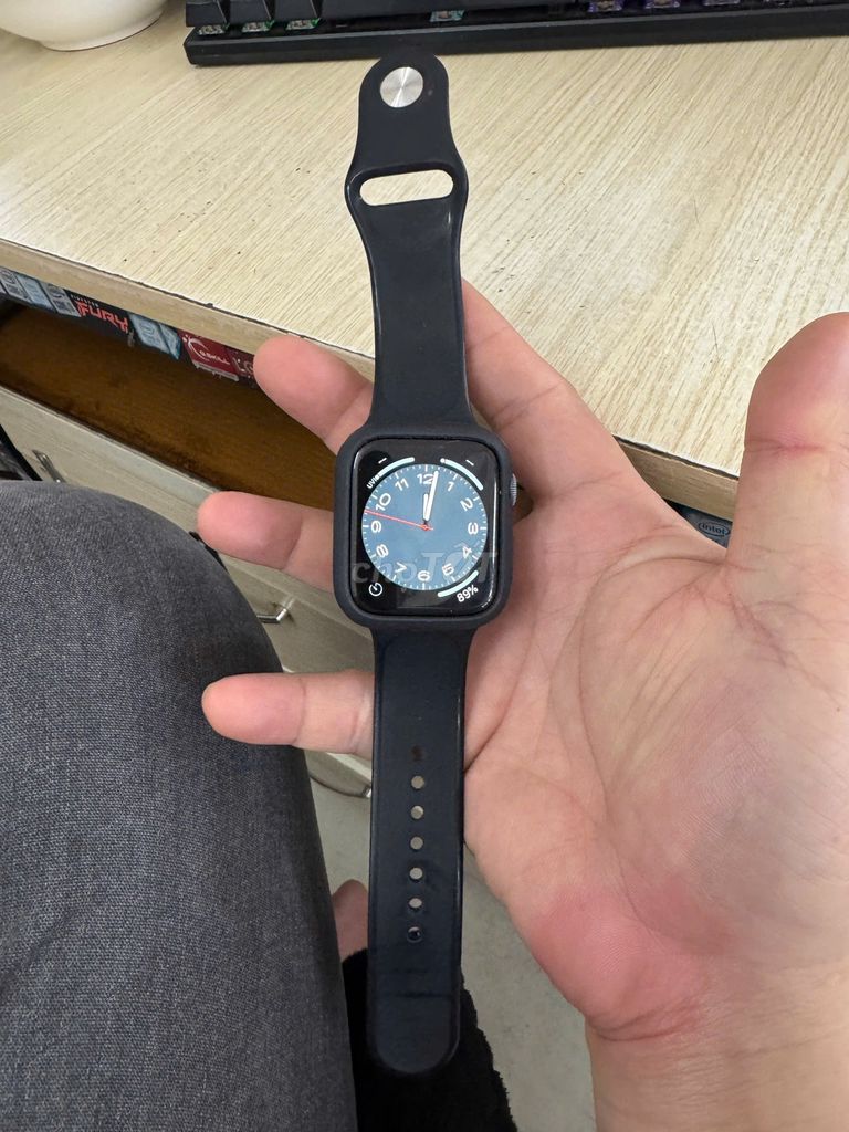 Apple Watch Series 5 44mm Nhôm Đen. Mua bán Thiết bị đeo thông minh tại Quận 4 Tp Hồ Chí Minh được đăng bởi Hoàng Linh  hình 1