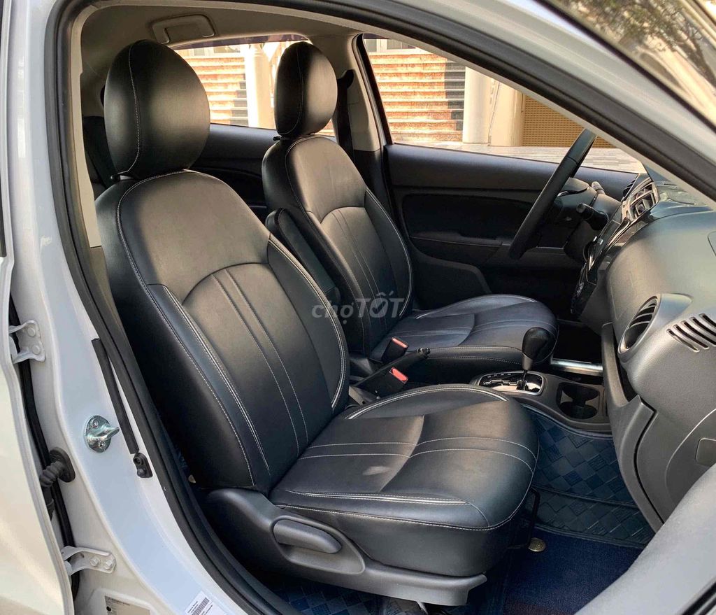 Mitsubishi Attrage 2023 1.2 CVT - 40000 km. Mua bán Ô tô tại Thành phố Dĩ An Bình Dương được đăng bởi Hiển phạm hình 12