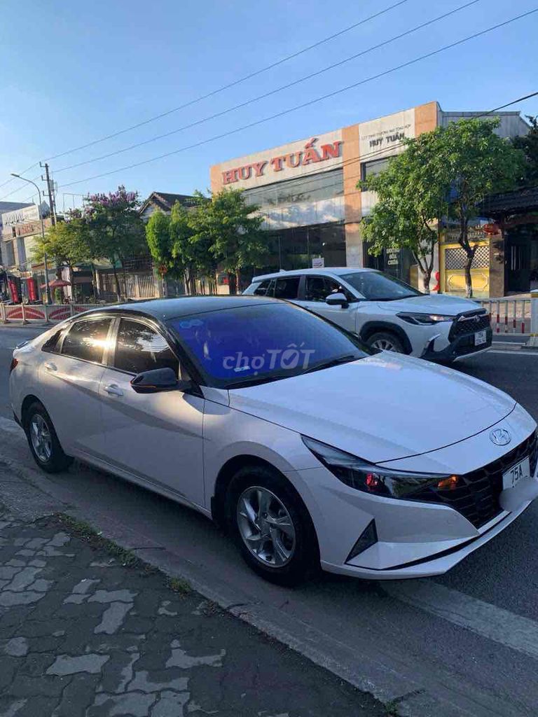 Hyundai Elantra 2022 Elantra 1.6 AT - 40000 km
