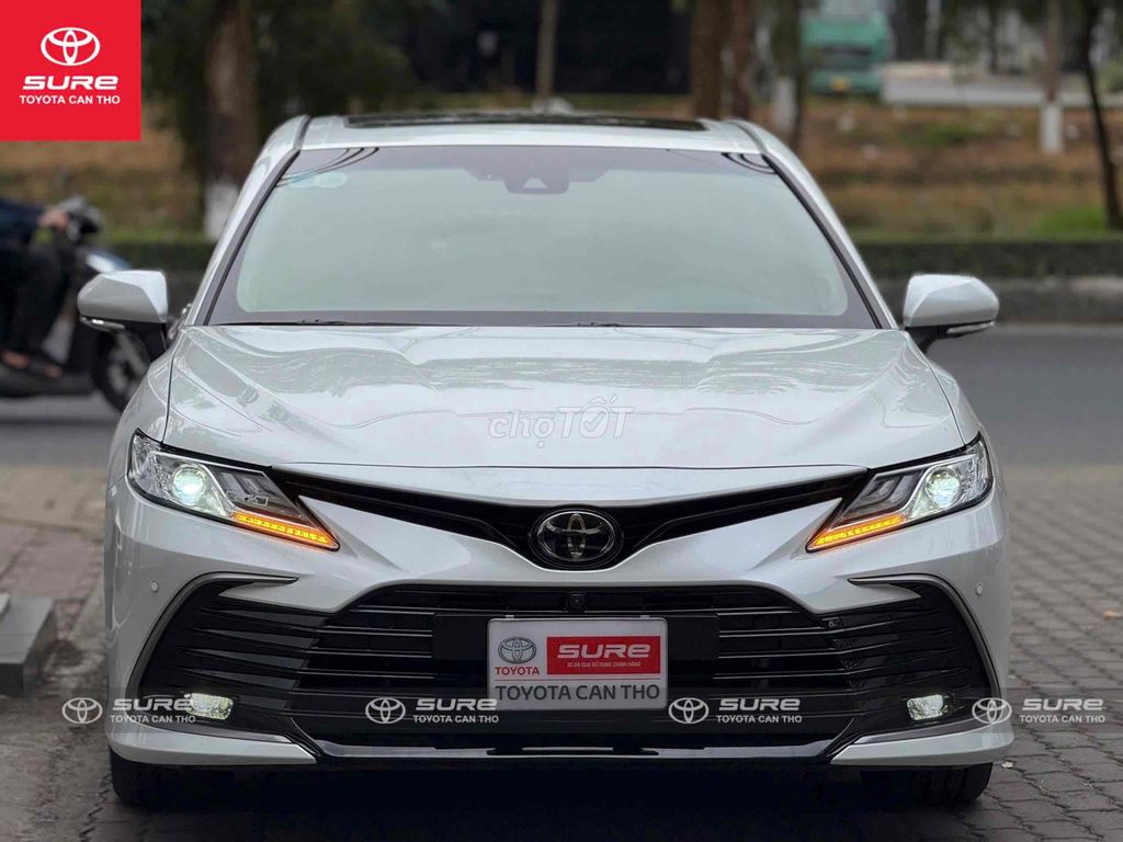 Camry 2022 2.5 Q - 7000km - siêu đẹp