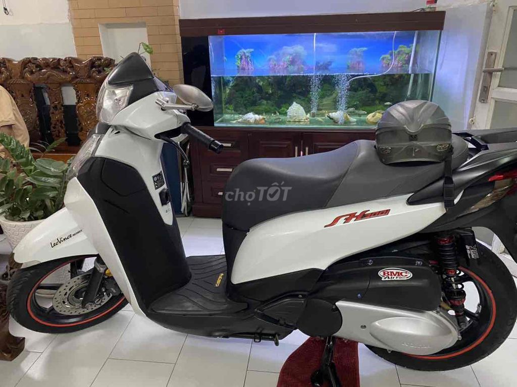 Honda SH 300i итальянский белый