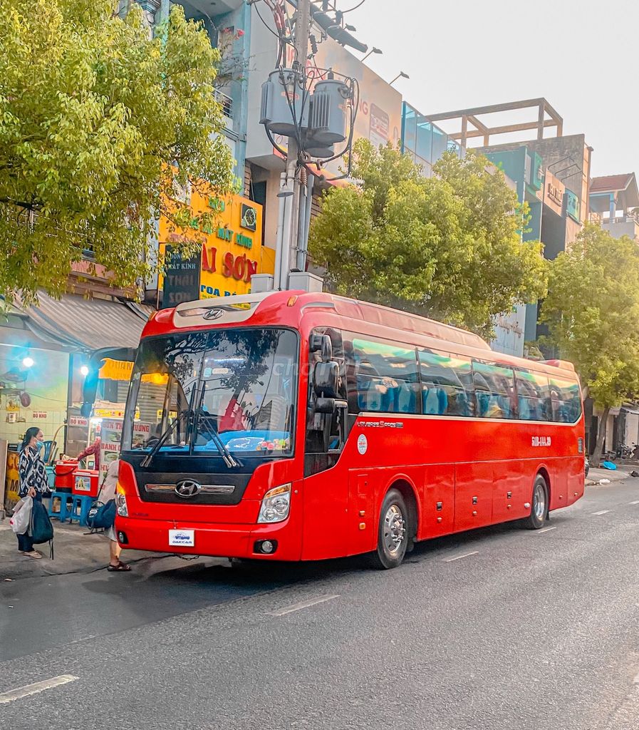 Cho Thuê Xe Có Tài Giá Rẻ Tại TP. HCM