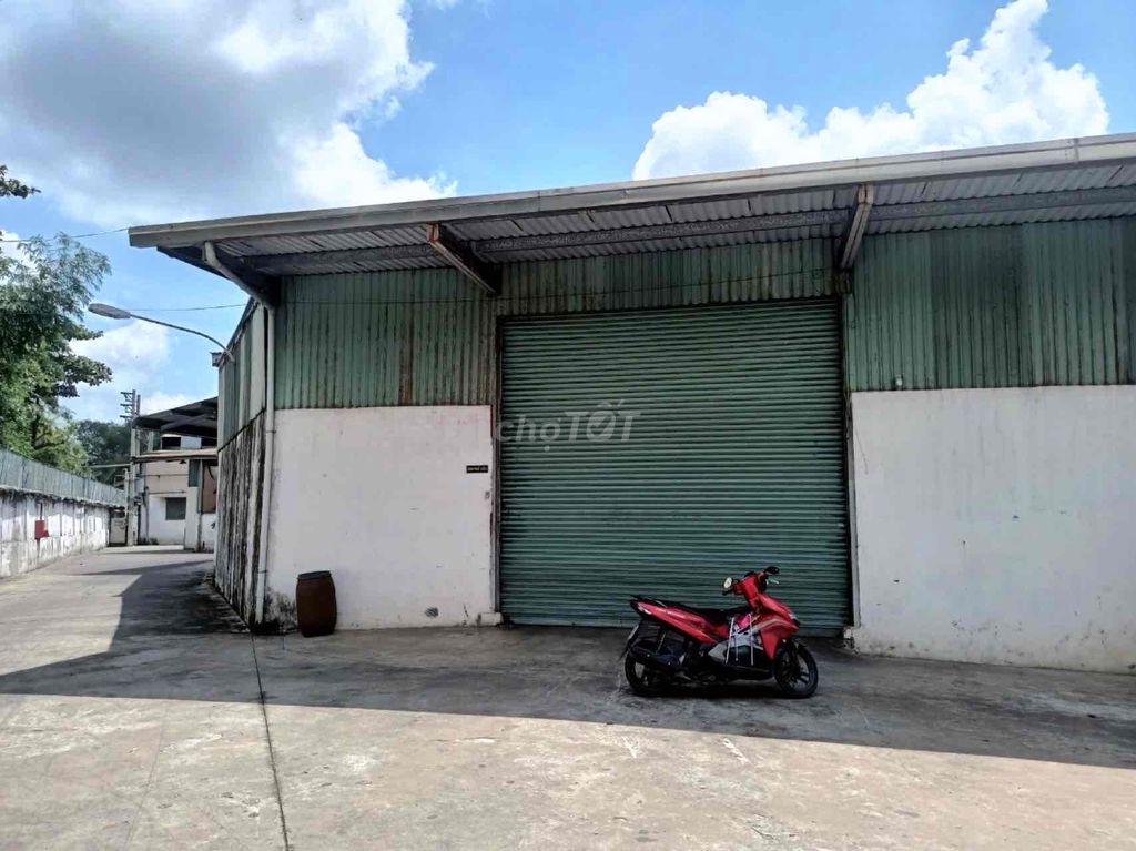 MẶT TIỀN KHO XƯỞNG ( 400m2 ) CÓ PCCC - VL - B