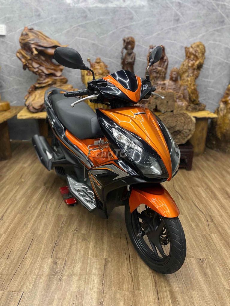 👉Airblade 2015 chính chủ biển SG máy bao êm. Mua bán Xe máy tại Quận 7 Tp Hồ Chí Minh được đăng bởi Xe Cũ Hiếu CT hình 4