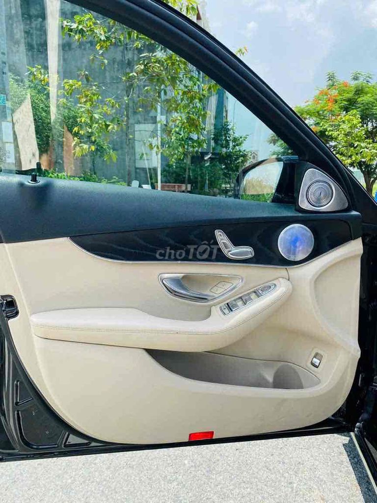 Mercedes C200 2018. Mua bán Ô tô tại Thành phố Cao Lãnh Đồng Tháp được đăng bởi Nguyên Car hình 11