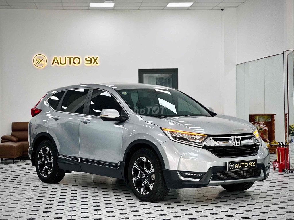 Honda CR-V L 2019 Серебристый б/у 29000 км