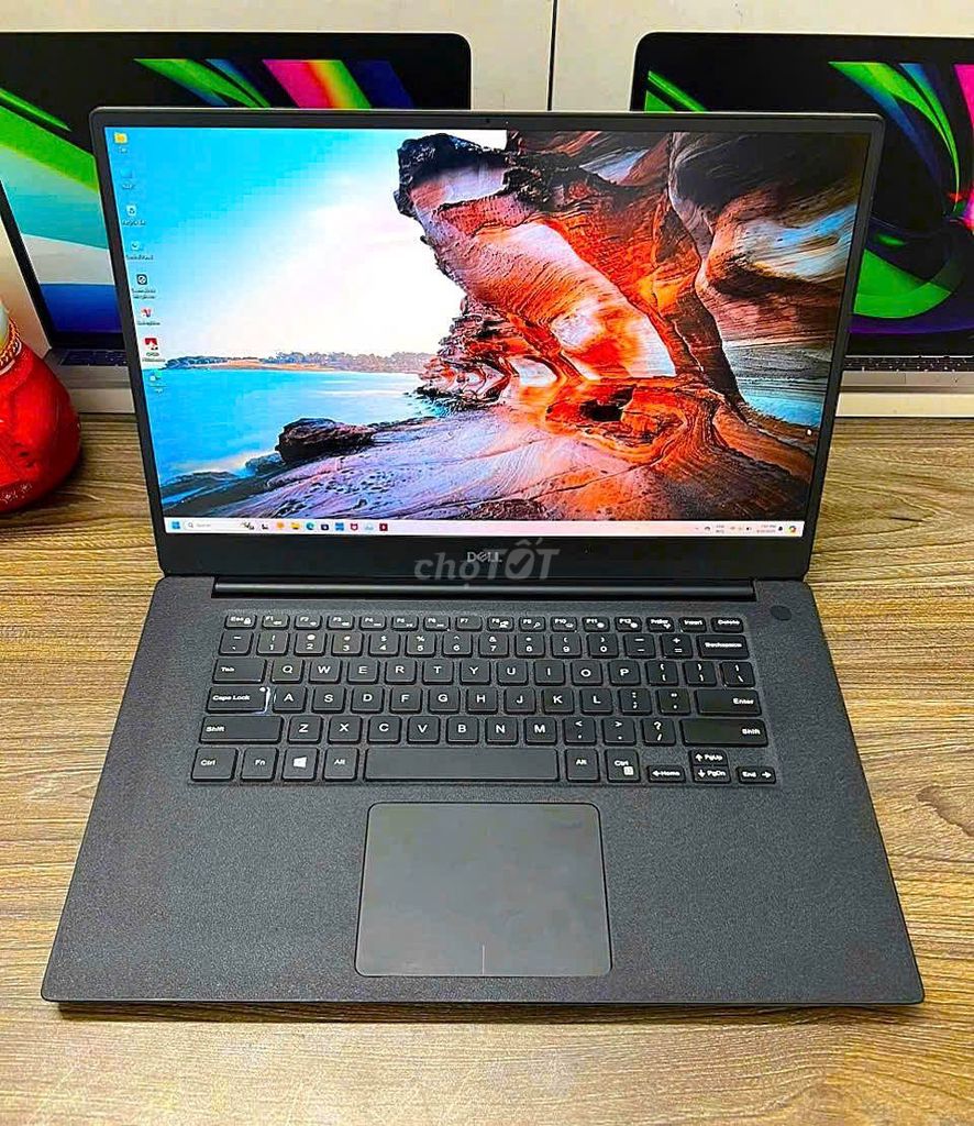 Dell Precision 5530 Xeon/8G/256G/P1000 giá tốt. Mua bán Laptop tại Quận Hải Châu Đà Nẵng được đăng bởi TTCenter 484 NÚI THÀNH hình 1