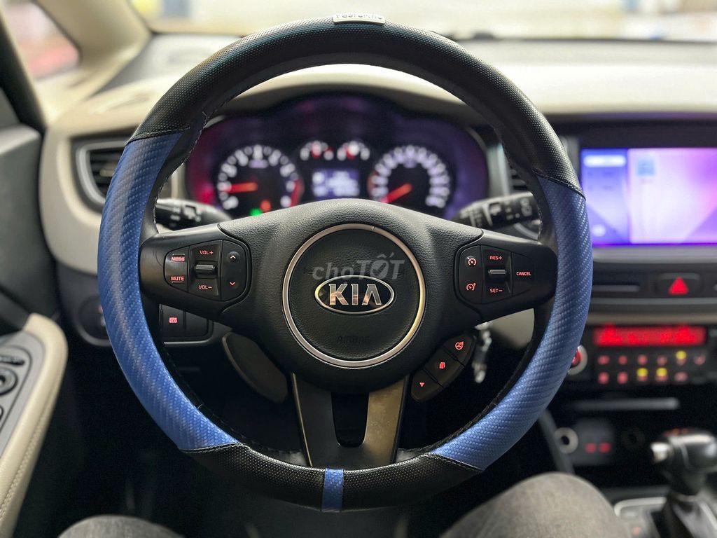 KIA RONDO GAT 2022 XE GIA ĐÌNH CHẤT ĐẸP HT VAY 70%. Mua bán Ô tô tại Quận 11 Tp Hồ Chí Minh được đăng bởi Hiếu hình 13