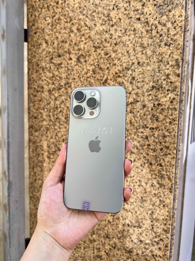 Ban Apple iPhone 15 Pro Max 256GB Natu Titanium. Mua bán Điện thoại tại Thành phố Qui Nhơn Bình Định được đăng bởi Gia Long hình 1