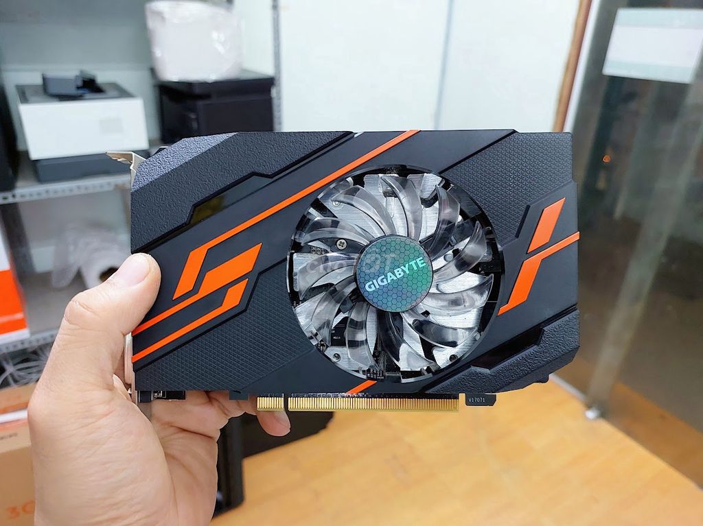 Card Gigabyte GT 1030 2GB D5 đẹp keng. Mua bán Linh kiện (RAM, Card...) tại Quận Đống Đa Hà Nội được đăng bởi Hoàng Tiến hình 1
