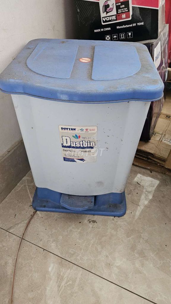 Thùng rác Duy Tân nhựa Xanh dương. Mua bán Nội thất, đồ gia dụng khác tại Quận Bình Tân Tp Hồ Chí Minh được đăng bởi Tuấn hình 1