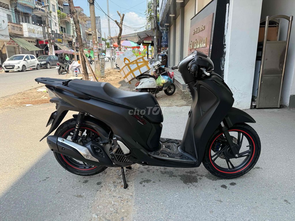 Sh 150 Cbs 2019 đen sần xịn xe zin đi ít. Mua bán Xe máy tại Quận Ngô Quyền Hải Phòng được đăng bởi Dương Vũ hình 2