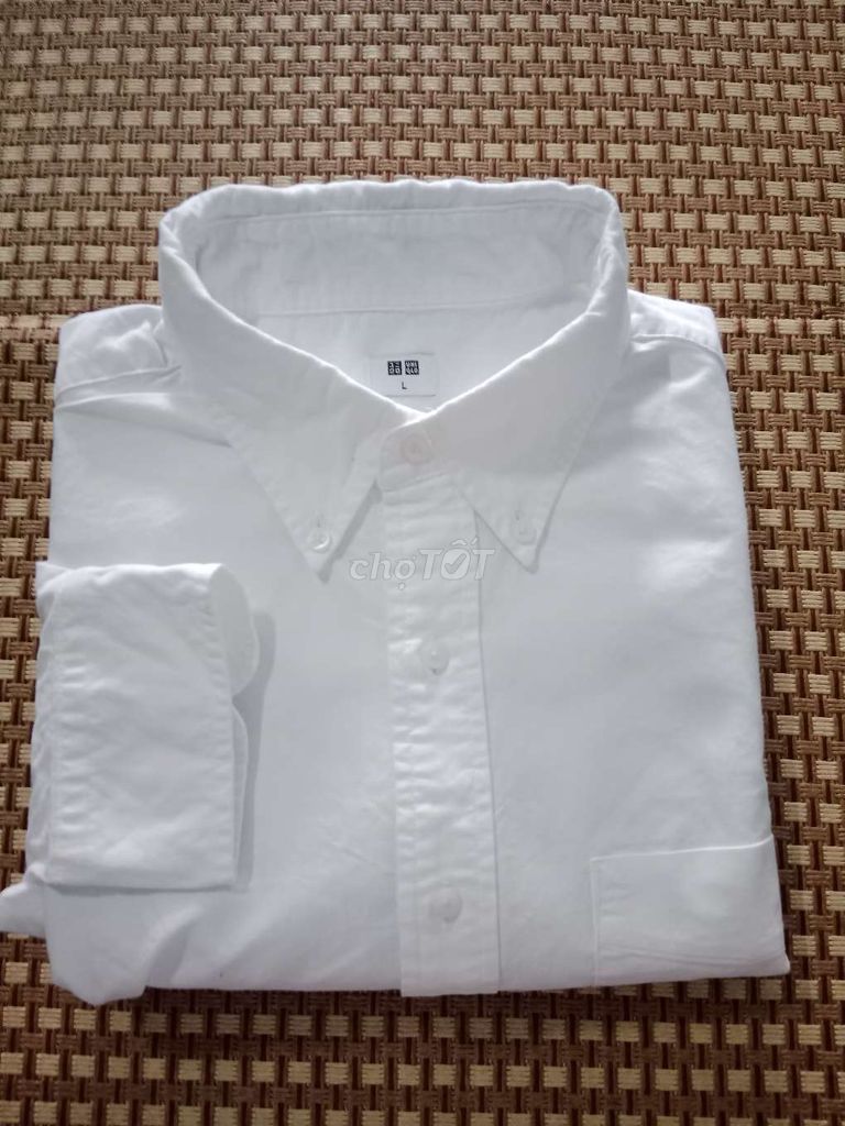 Áo sơ mi Uniqlo Nam Dài tay L Trắng. Mua bán Quần áo tại Huyện Tuy Phong Bình Thuận được đăng bởi Hải Trần hình 1