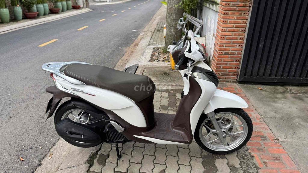 SH Mode 2014. Mua bán Xe máy tại Quận Bình Thạnh Tp Hồ Chí Minh được đăng bởi Quyphan hình 3