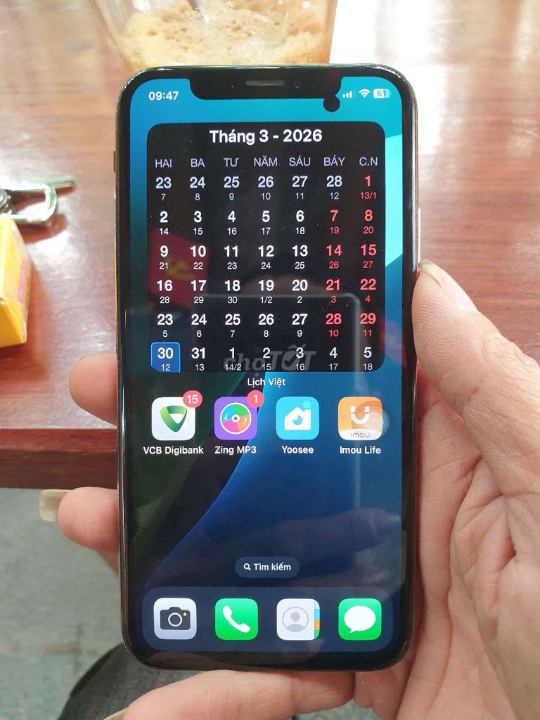 Apple iPhone XS 64GB Vàng. Mua bán Điện thoại tại Quận Hoàng Mai Hà Nội được đăng bởi Hùng trải nghiệm giao lưu  hình 1