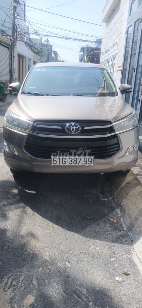 Toyota Innova 2017 2.0E - 91000 km