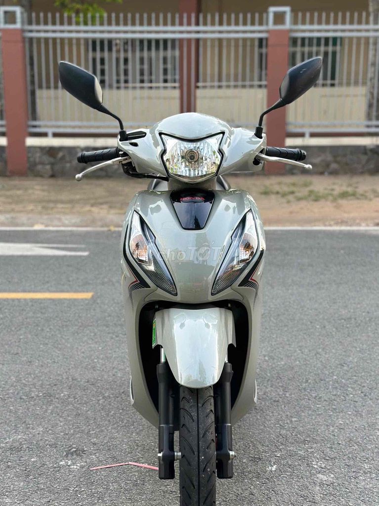 VISION SPORT 2023  – MÁY ZIN CHÍNH CHỦ. Mua bán Xe máy tại Thành phố Thủ Dầu Một Bình Dương được đăng bởi Xe Máy Bình Dương hình 6