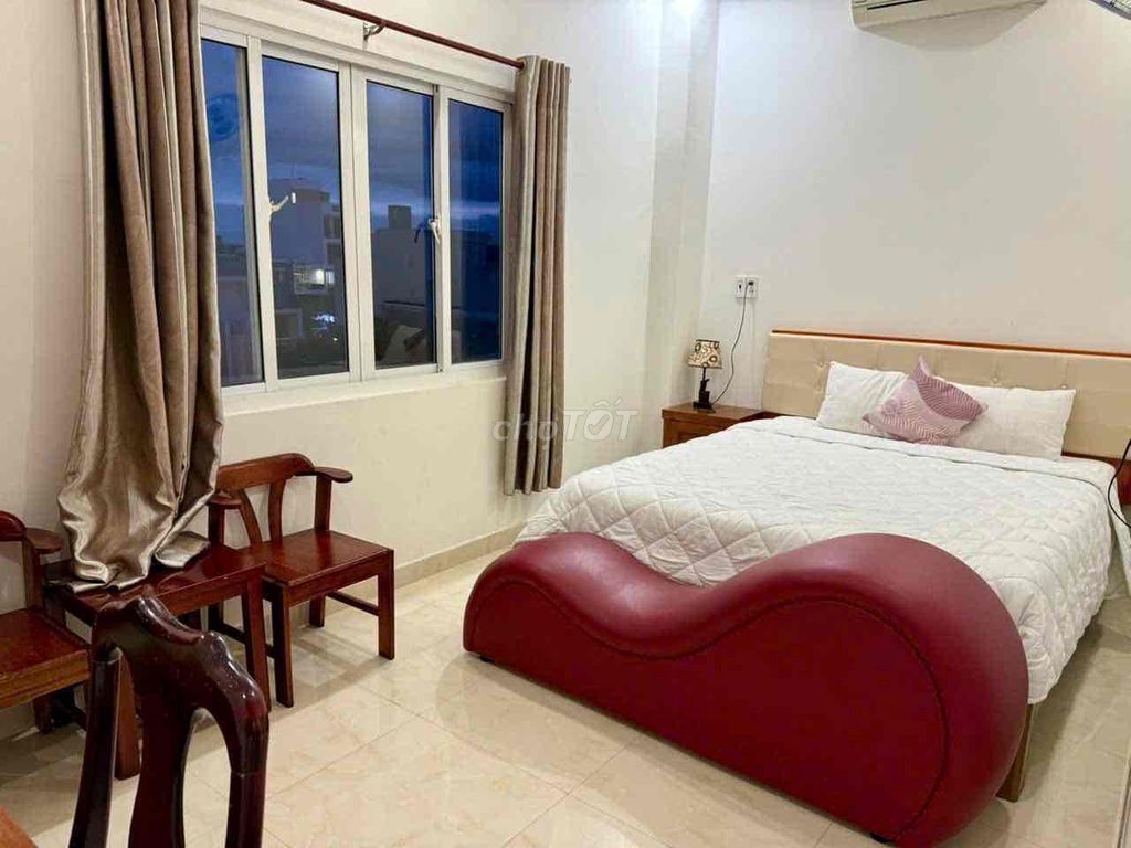 cần bán nhanh căn khách sạn 5 tầng. 14 phỏng 1 căn penhouse. Mua bán căn hộ/chung cư tại Quận Cẩm Lệ Đà Nẵng được đăng bởi Khánh Linh hình 1