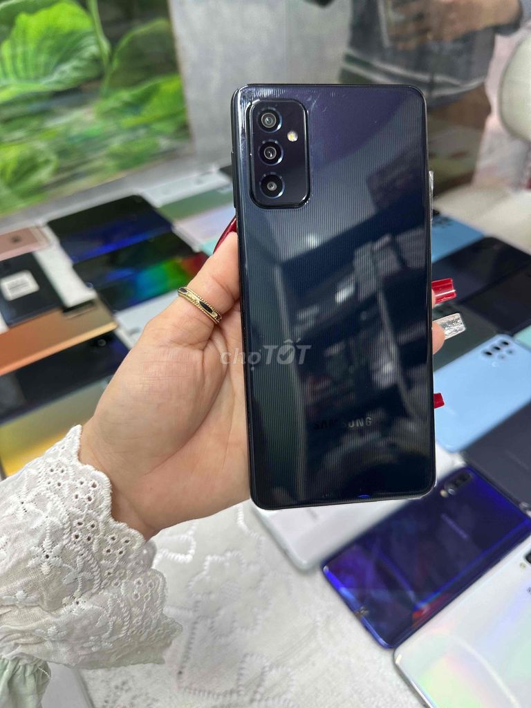 Thanh lý m52 ram 8/128gb keng k zin tặng luôn