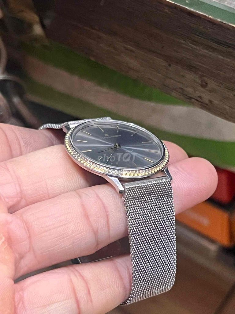 Đồng hồ Universal Geneve Quartz 33.5mm. Mua bán Đồng hồ tại Quận 3 Tp Hồ Chí Minh được đăng bởi Long Pá Sáy hình 1