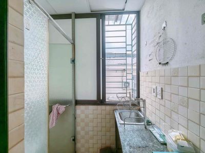 còn trống 3 phòng khép kín. giá rẻ