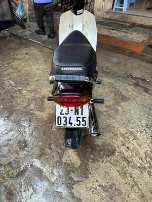 Honda Dream Super Dream Đỏ mận. Mua bán Xe máy tại Quận Hoàn Kiếm Hà Nội được đăng bởi Black Rabbit