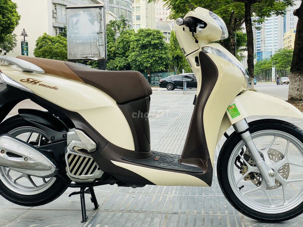 HONDA SH MODE 125 TIẾT KIỆM XĂNG MÁY BỀN CHẠY KHỎE. Mua bán Xe máy tại Quận Nam Từ Liêm Hà Nội được đăng bởi TRÍ KIÊN hình 1
