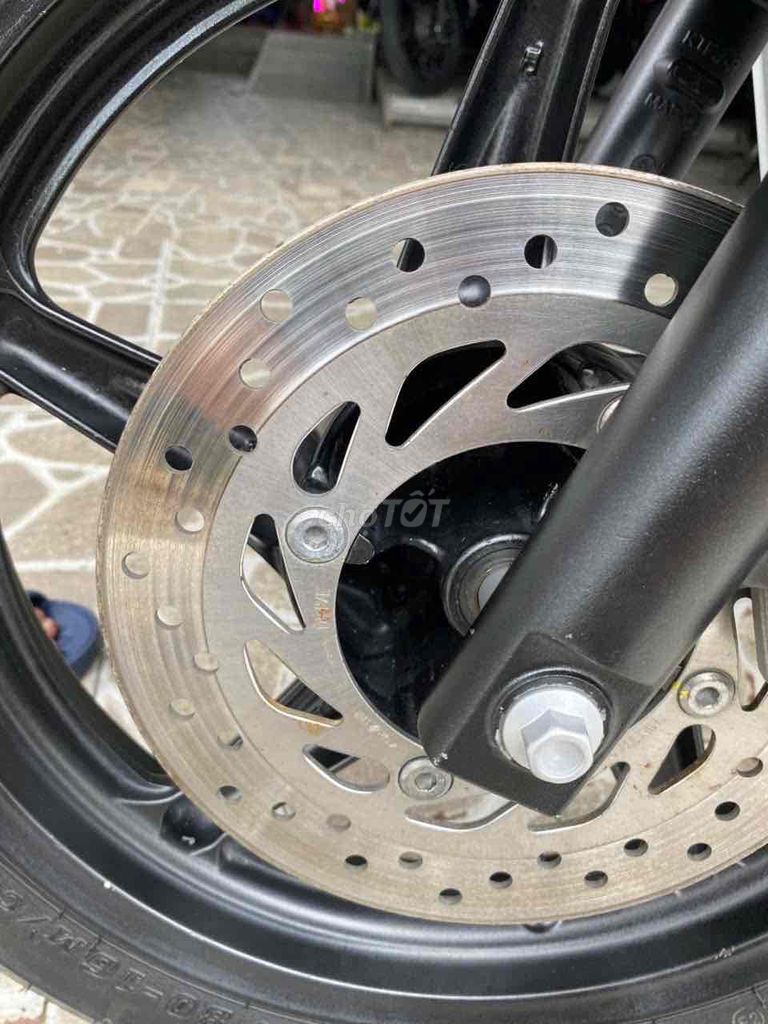 sh 150 mẫu Ý đời 2011 trắng đen. Mua bán Xe máy tại Quận Bình Thuỷ Cần Thơ được đăng bởi vũ hình 11