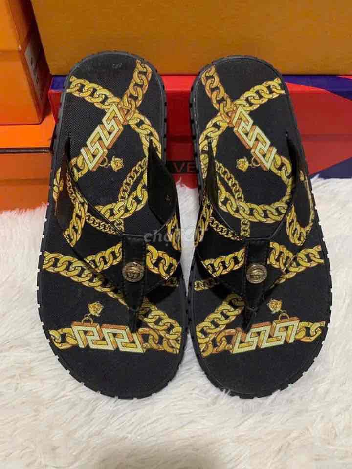 Dép Versace. Mua bán Giày dép tại Quận Hoàng Mai Hà Nội được đăng bởi SHOP Si Hiệu  hình 1