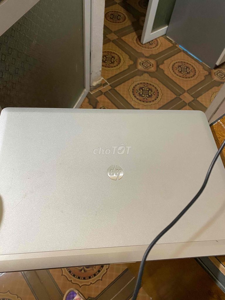 HP EliteBook i5 Vỏ nhôm Bạc. Mua bán Laptop tại Thành phố Phúc Yên Vĩnh Phúc được đăng bởi Kiểm lâm hình 1