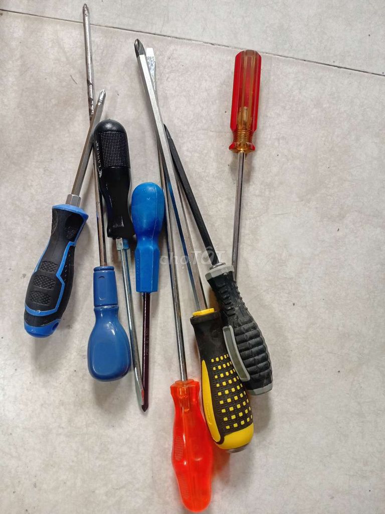 Tua vít 8 cây Nhiều màu Mới. Mua bán Nội thất, đồ gia dụng khác tại Quận 8 Tp Hồ Chí Minh được đăng bởi HIENSOUND hình 1