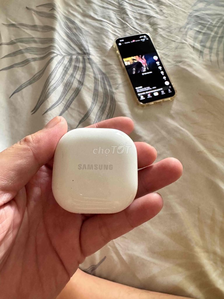 Tai nghe Samsung Buds FE Trắng Mới. Mua bán Tivi, Âm thanh tại Quận 1 Tp Hồ Chí Minh được đăng bởi Tiến hình 1