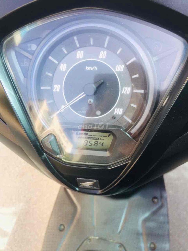 LEAD 125 mầu đen sần đèn lets pha 2 tầng. Mua bán Xe máy tại Quận Hoàng Mai Hà Nội được đăng bởi Lan hình 3