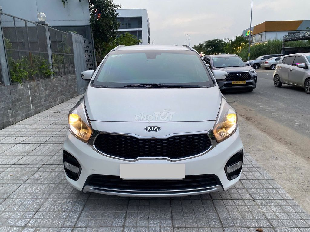Kia Rondo 2017. Mua bán Ô tô tại Quận 7 Tp Hồ Chí Minh được đăng bởi Giang Đỗ hình 1