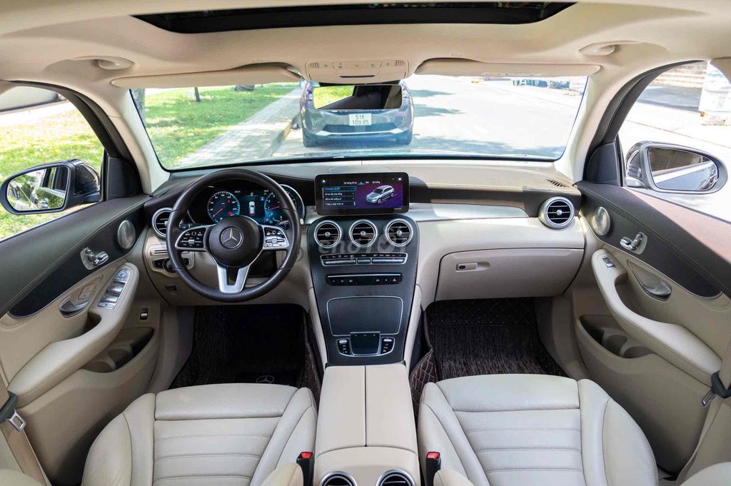 LONG ANH AUTO về Mercedes GLC300 4Matic 2021. Mua bán Ô tô tại Quận 7 Tp Hồ Chí Minh được đăng bởi LongAnh AuTo  hình 8